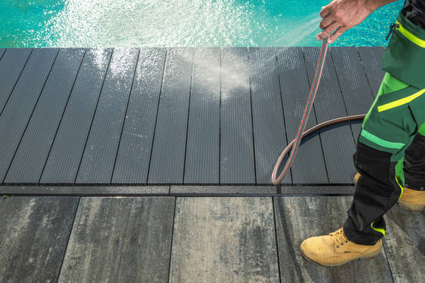 Best Commercial Pressure Washing  in Reedspt, OR